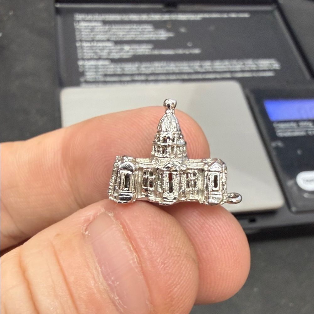 Elegant Sterling Silver 925 United States Capitol Architectural Pendant